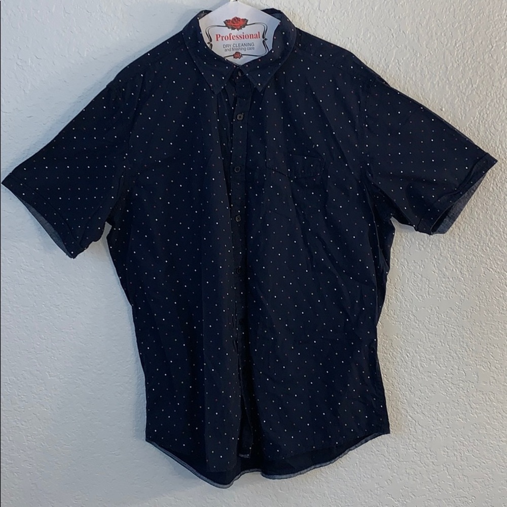 Men’s Broken Threads button down X-Large